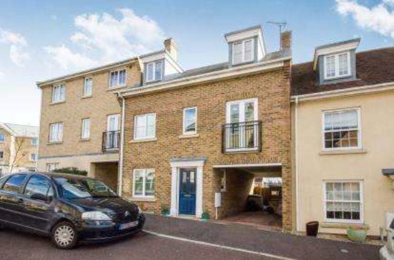 4 Bedroom Terraced